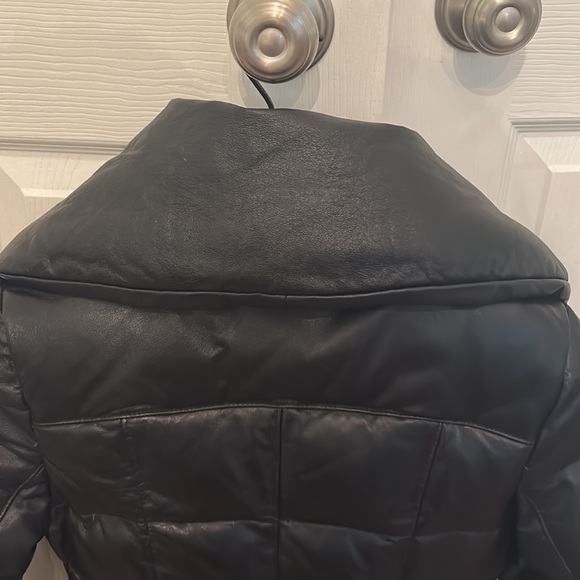 Danier downed leather jacket - Picture 9 of 9